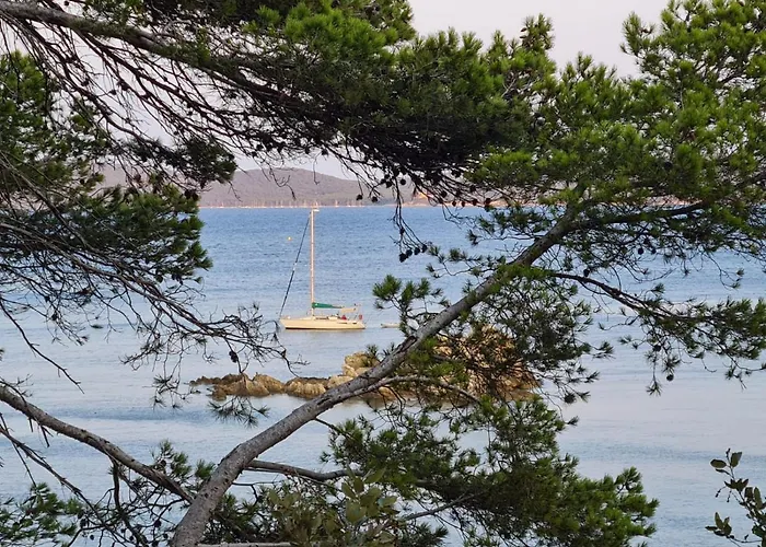 L'instant - Bord De - Avec Grand Jardin A La Capte
