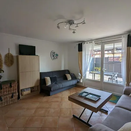 L'instant - Bord De - Avec Grand Jardin A La Capte Hyeres