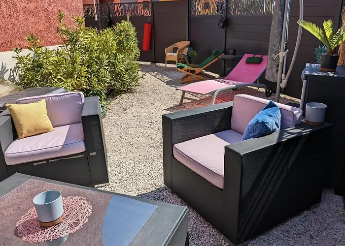 L'instant - Bord De - Avec Grand Jardin A La Capte Hyeres