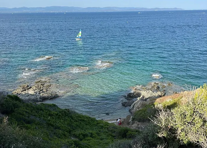 Apartment L'instant - Bord De - Avec Grand Jardin A La Capte Hyeres